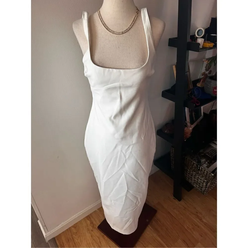 Zara sexy white long dress size medium stretch with cutout on the back